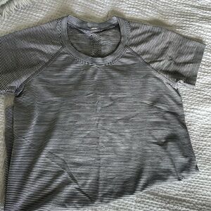 Lululemon Swiftly Tech 2.0